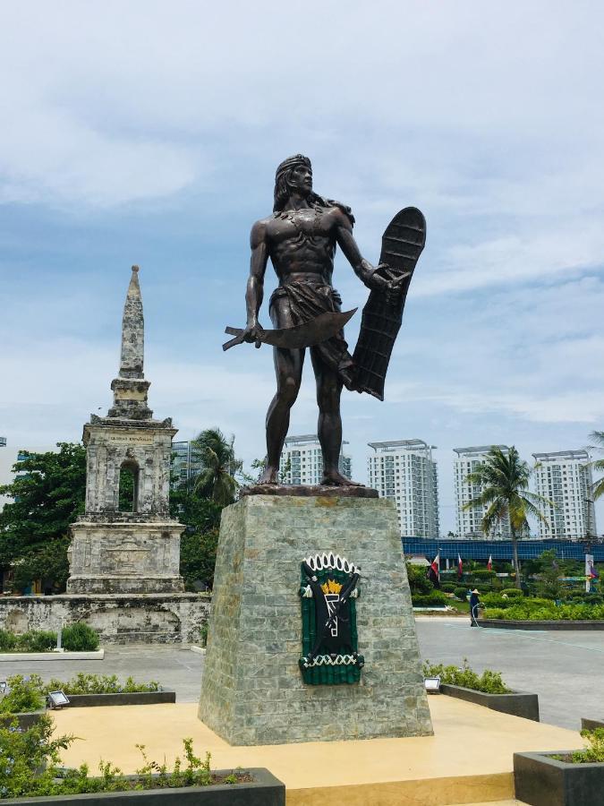 Hometel Barrio House Mactan Lapu-Lapu City Exterior foto