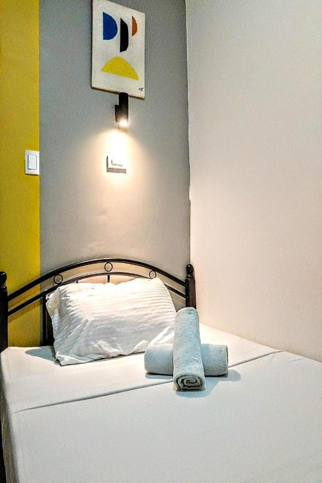Hometel Barrio House Mactan Lapu-Lapu City Exterior foto