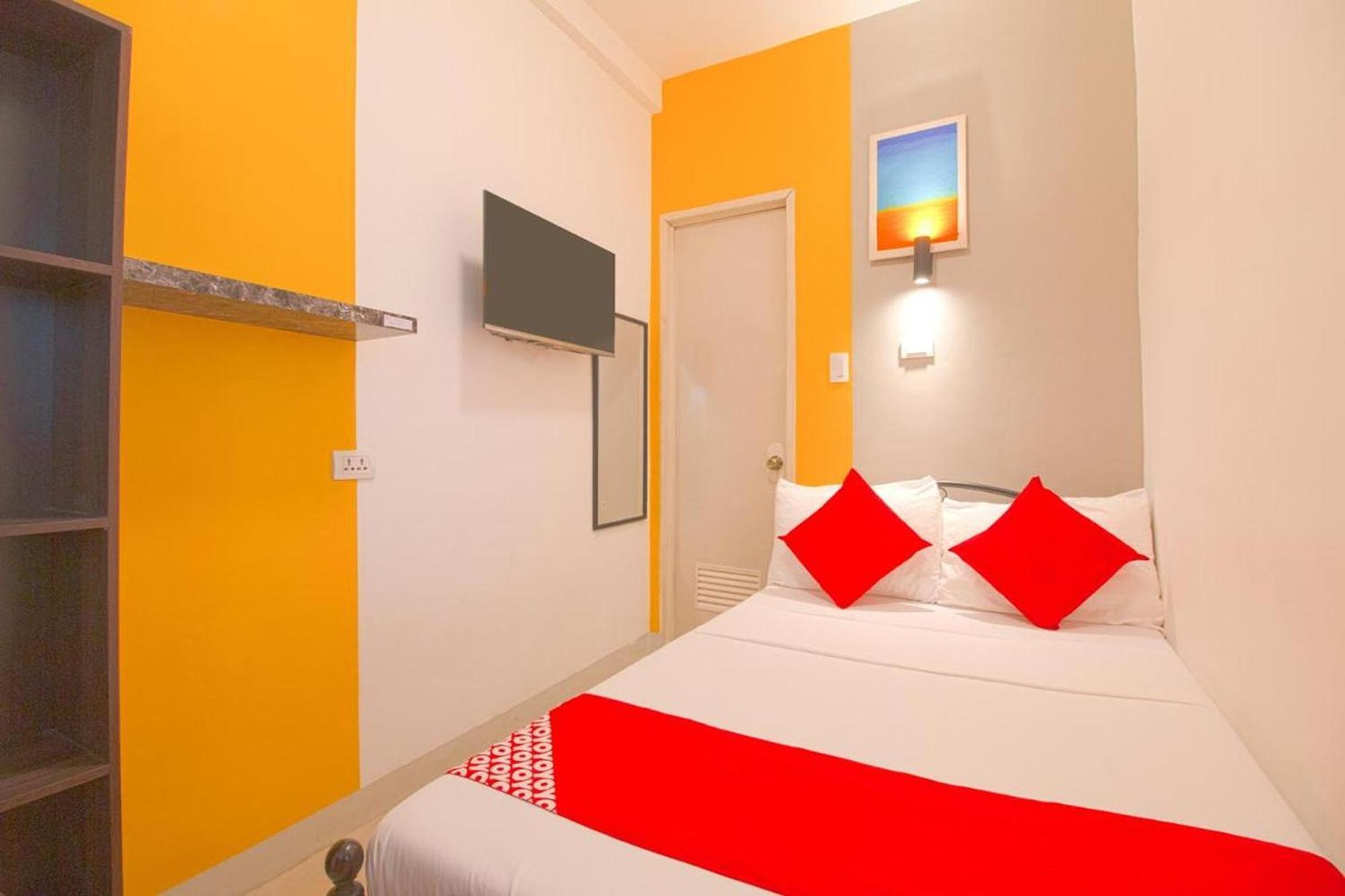 Hometel Barrio House Mactan Lapu-Lapu City Exterior foto